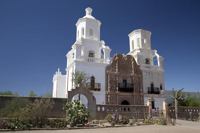 127 Mission San Xavier Del Bac.jpg